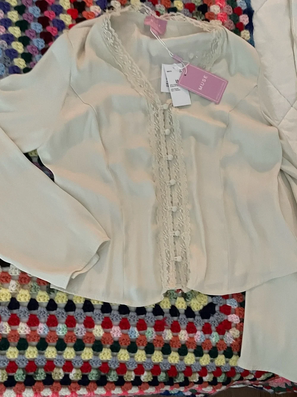 Muse anthropology ivory Victorian blouse - Picture 2 of 5